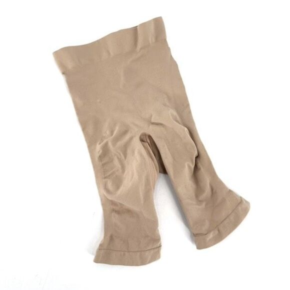 Skims Tan Seamless Sculpting Mid-Thigh Shorts Small Medium Hi Waist Butt Scrunch - Picture 3 of 6